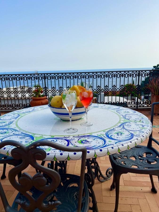 Casa Coppelia B&B Positano Exterior foto